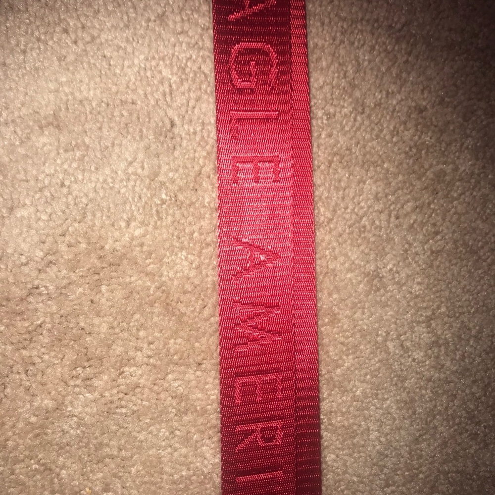 American Eagle belt
